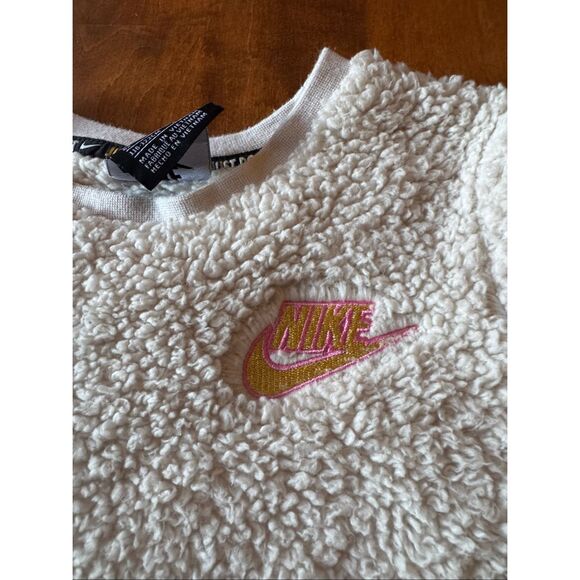 Girls Nike Sherpa pullover size 6X - Picture 2 of 4
